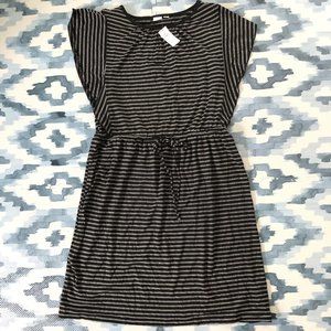 Gap striped maternity/nursing dress NWT